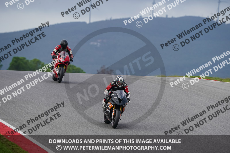 motorbikes;no limits;peter wileman photography;portimao;portugal;trackday digital images